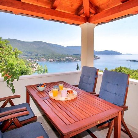 Apartment Levanat Molunat Luaran gambar