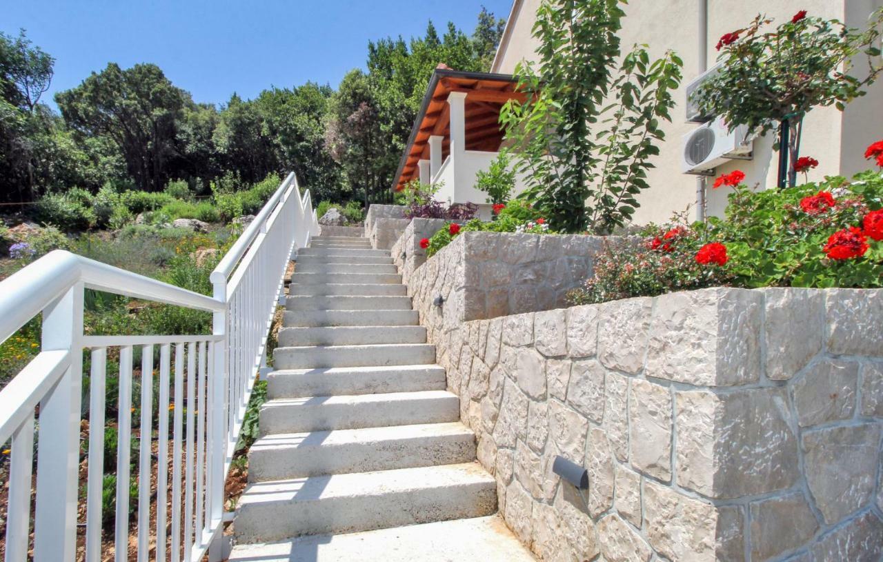 Apartment Levanat Molunat Luaran gambar