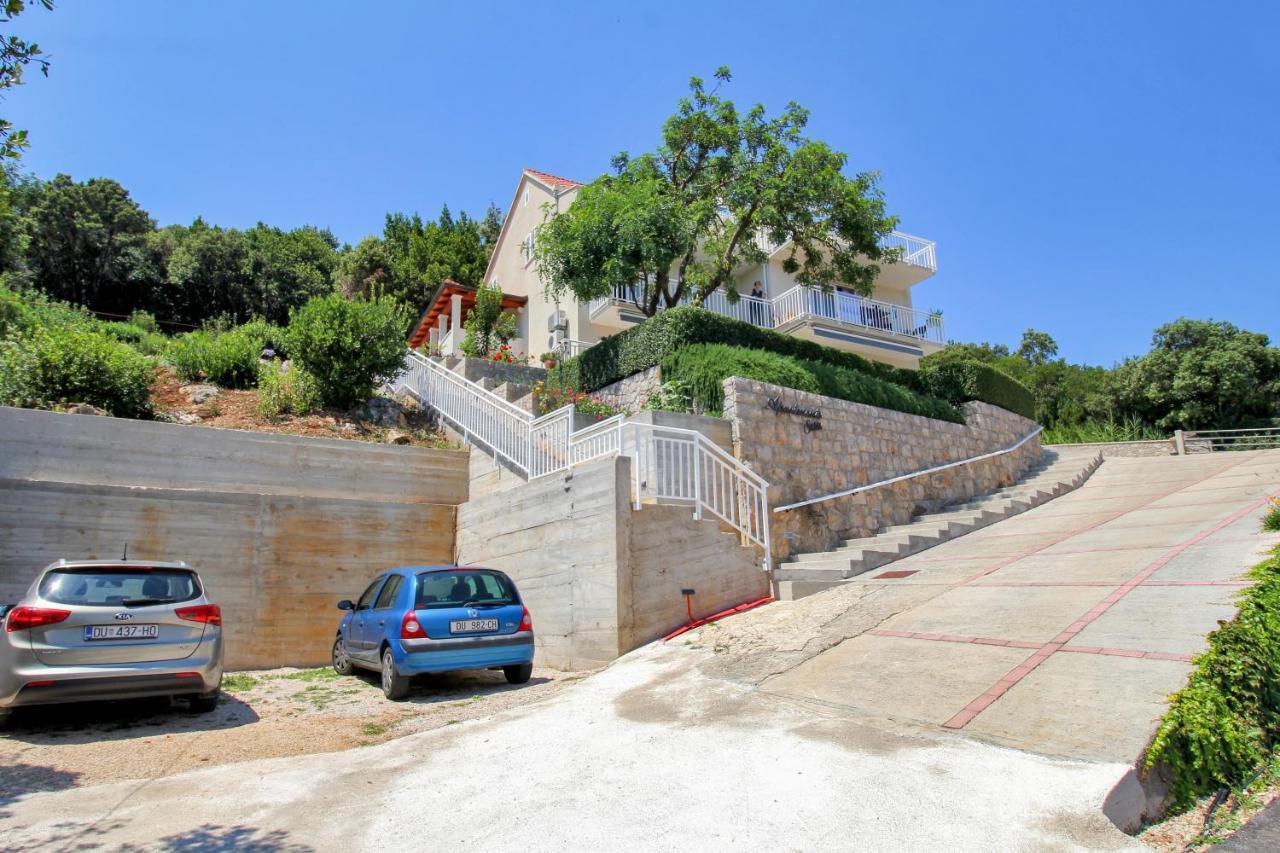 Apartment Levanat Molunat Luaran gambar