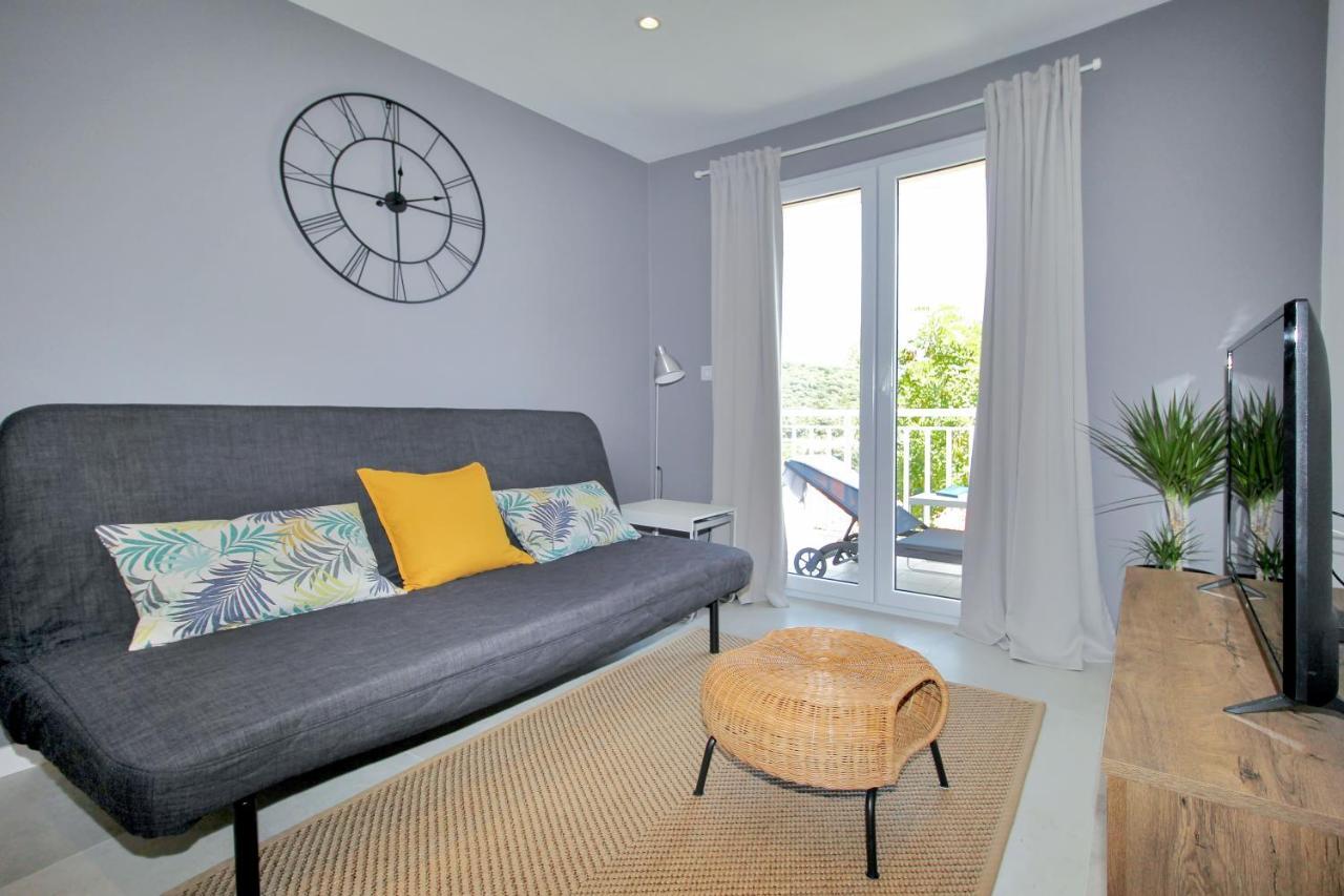 Apartment Levanat Molunat Luaran gambar