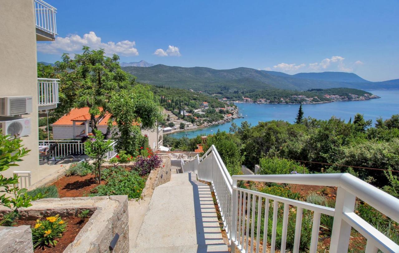 Apartment Levanat Molunat Luaran gambar