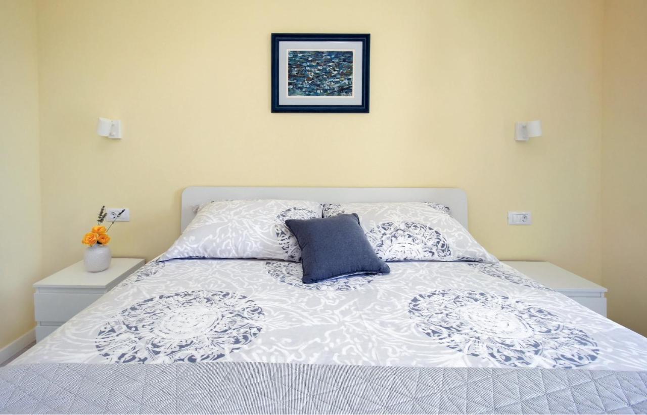 Apartment Levanat Molunat Luaran gambar