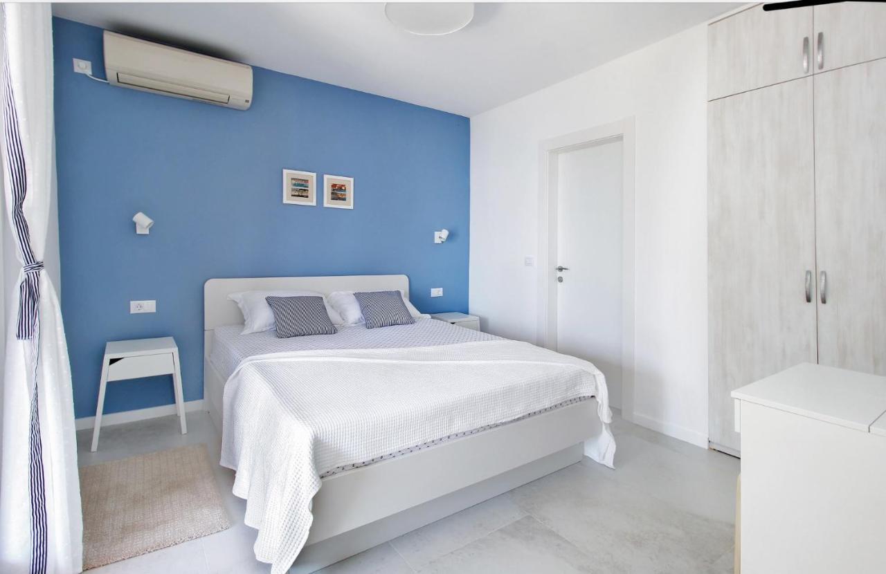 Apartment Levanat Molunat Luaran gambar
